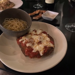 Milanesa de res parmesano