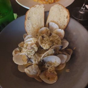 Platos fuertes - Almejas vongole