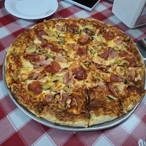 Pizza especial Giorgio's familiar