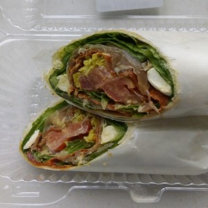 Wrap Italiano, en tortilla blanca.