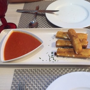 Antipasti - Mozzarella in carrozza