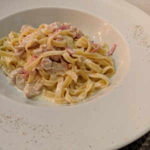 fetuchini alfredo con pollo