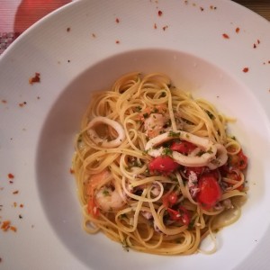 linguini frutos del mar