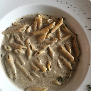 penne en salsa funghi porcini 