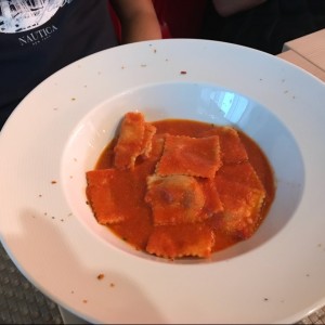 raviolis en salsa pomodoro 