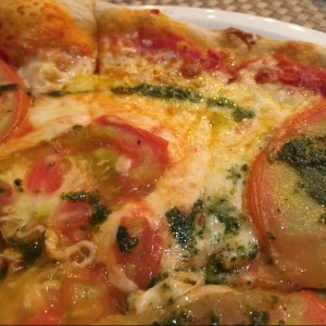 Pizza Caprese