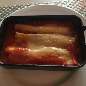 Canelones rellenos de espinaca y ricota 