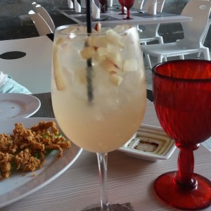 sangria blanca