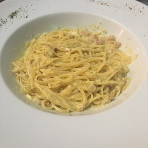 linguini carbonara