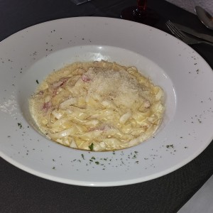 Pastas - Linguini en salsa alfredo