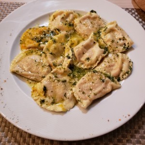 Raviolli de zapallo al oleo