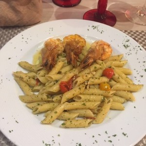 Langostiono con Pasta