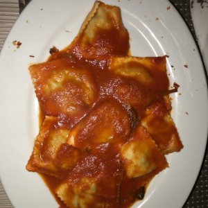 raviolis de espinaca y queso