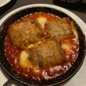 Ensalada Rucula, Berenjenas Grilladas y Almendras