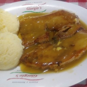 pernil en salsa gravy