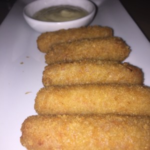 croquetas de cangrejo 