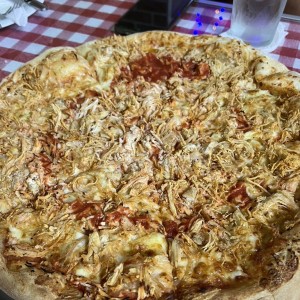 Pizza con pollo familiar