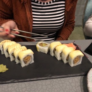 Sushi Bar - KAVA roll