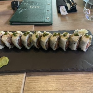 SUSHI ROLLS - Spicy Tuna Roll