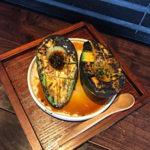 aguacate robata