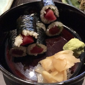 Tuna roll