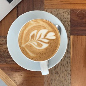 cafe cappuccino con leche descremada