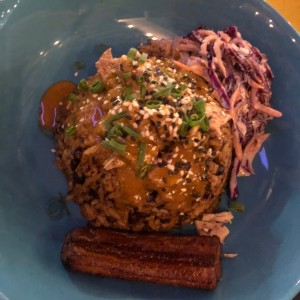 Arroz con coco y platano maduro