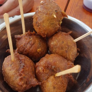 Torrejitas de bacalao