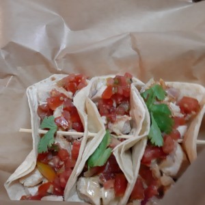 tacos de pollo