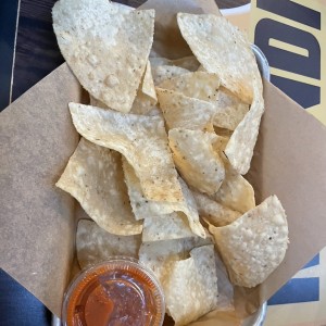 Para Compartir - Chips & Salsa