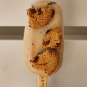 gelato pop de cookies chocolate chip