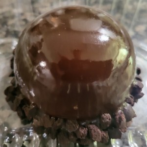 Mousse de chocolate relleno de Mascarpone y dulce de chocolate