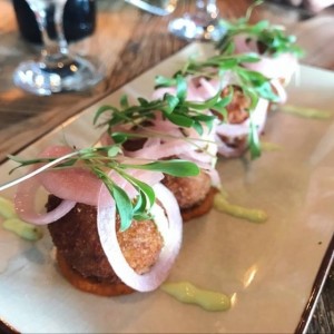 CROQUETAS DE PIERNA DE CORDERO ASADO