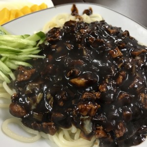 noodles con frijoles