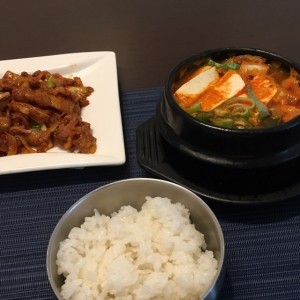 Kimchi Jjigae & Jeyuk Bokkeum