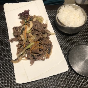 Platos Fuertes - Bulgogi