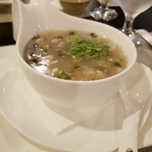 Sopa de buche de pescado