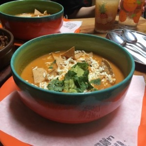 sopa de tortilla