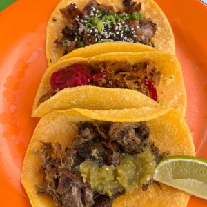 Variedad de tacos