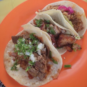 4 TACOS POR $10 - Carnita