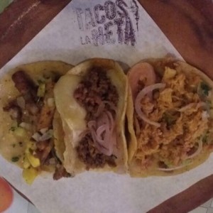 Trio de tacos!! riquisimos!!