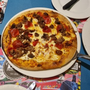 pizza carne