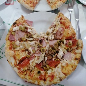 Pizza napolitana 