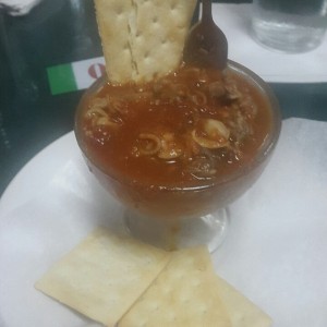 Coctel de Almejas en Salsa Roja