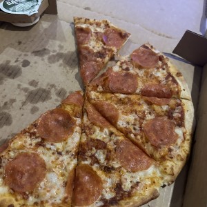 Pizzas - Classic Pepperoni