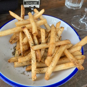 Papas fritas con trufa