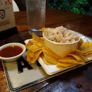 Ceviche de Corvina con salsa de maracuya