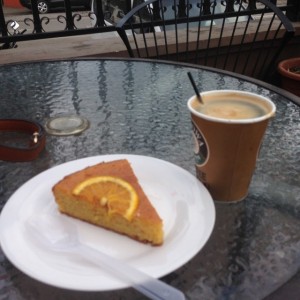 dulce de naranja con cafe en Kotowa Boquete