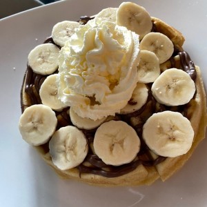 Waffles con banana y nutella