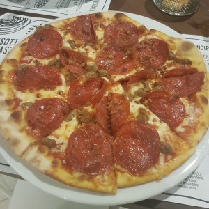 pizza 3 meat